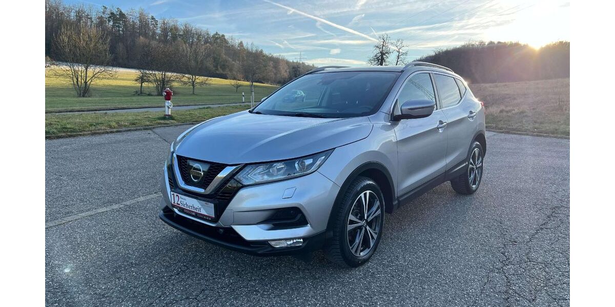 Nissan Qashqai 70.000 km 15.490 &euro; Niefern-Öschelbronn 75223
