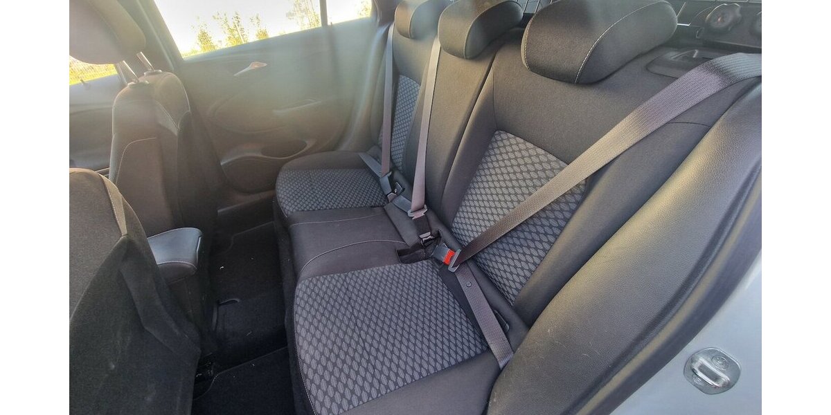 Opel Astra Edition StartStop NAVI Klima 72.000 km 13.899 &euro; Landau 76829