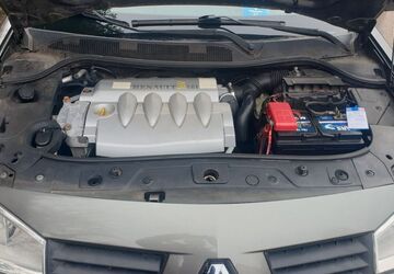 Renault Megane 215.000 km 1.170 &euro; Königsbach-Stein 75203