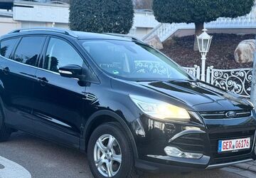 Ford Kuga 129.000 km 9.900 &euro; Hördt 76771