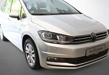 VW Touran 14.200 km 29.990 &euro; Karlsruhe 76131